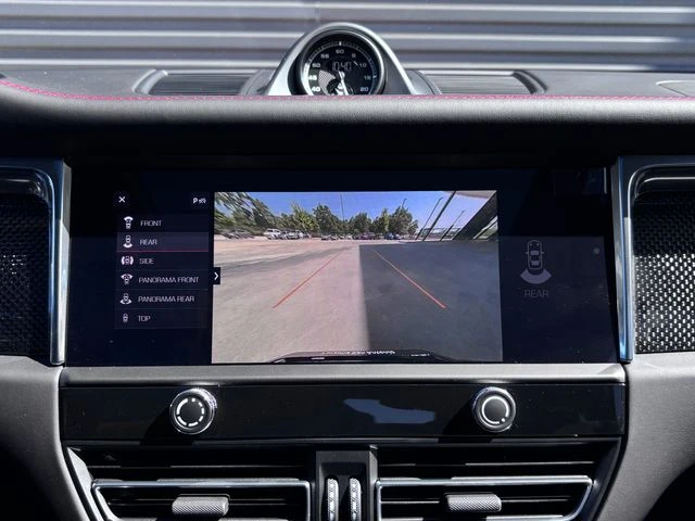 2026 Porsche Macan GTS - Image 20 of 30