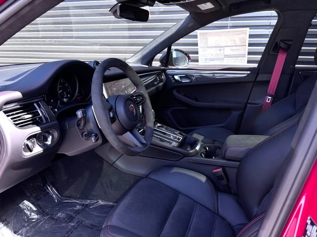 2026 Porsche Macan GTS - Image 4 of 30