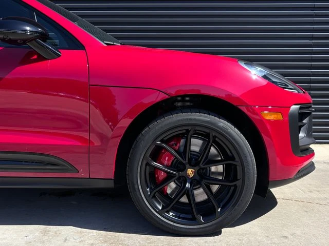 2026 Porsche Macan GTS - Image 11 of 30