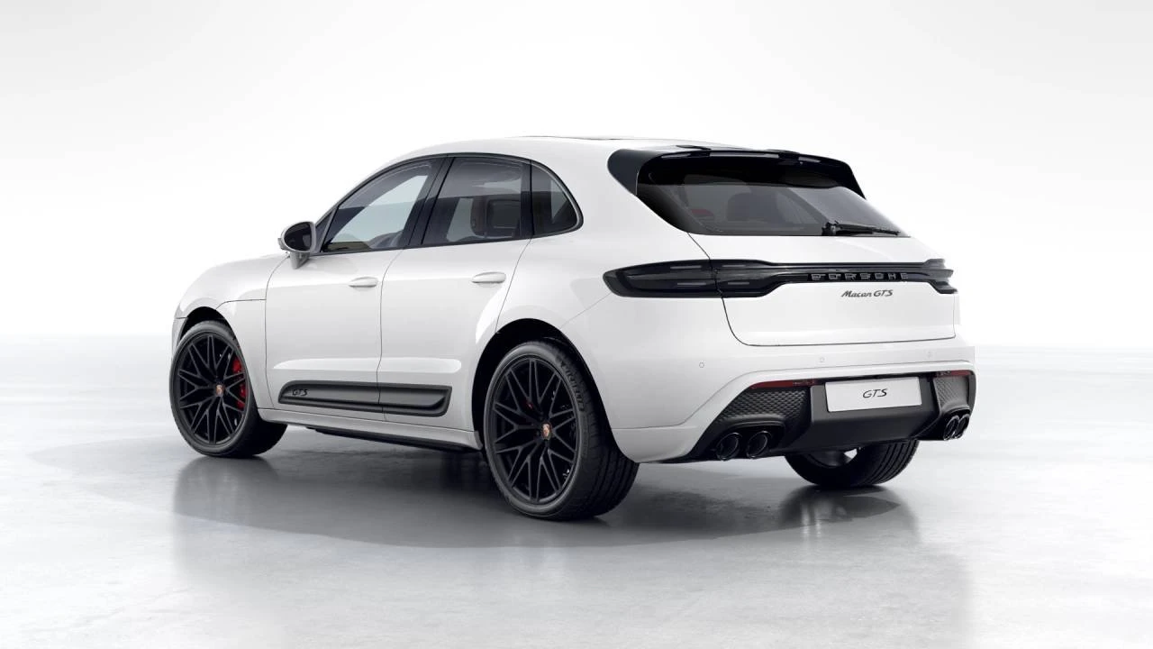 2026 Porsche Macan GTS - Image 3 of 10