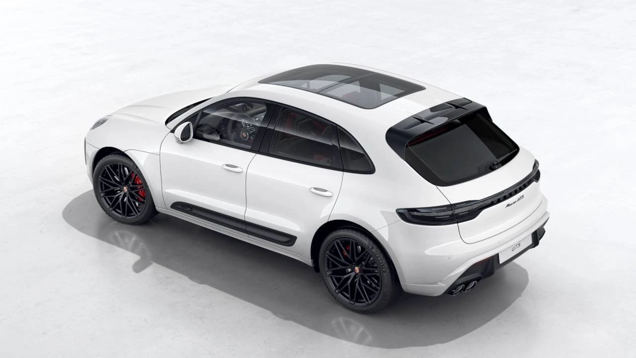 2026 Porsche Macan GTS - Image 4 of 10