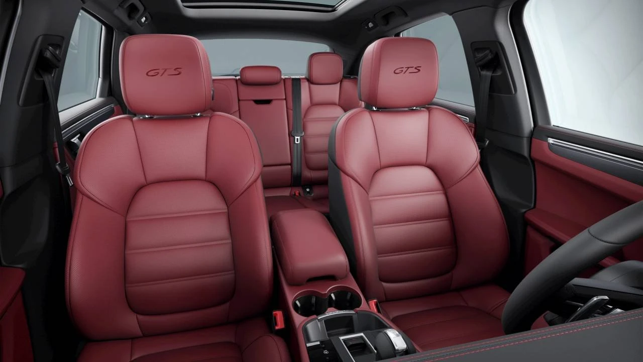 2026 Porsche Macan GTS - Image 10 of 10