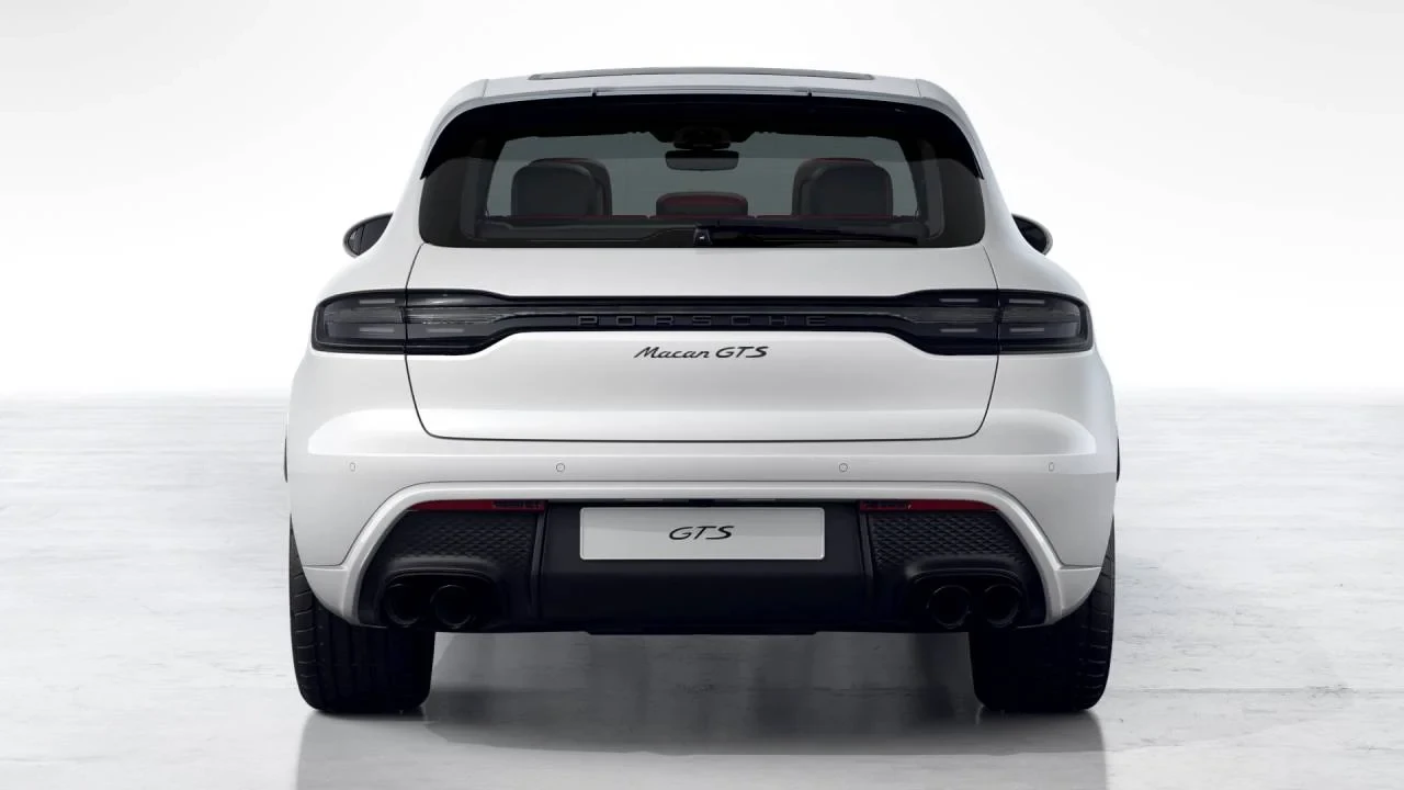 2026 Porsche Macan GTS - Image 7 of 10