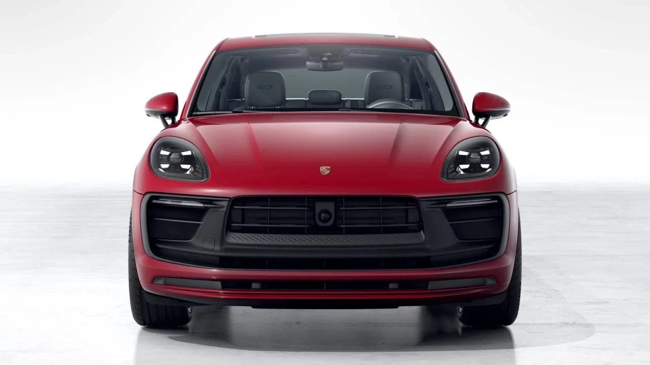 2026 Porsche Macan GTS - Image 8 of 10