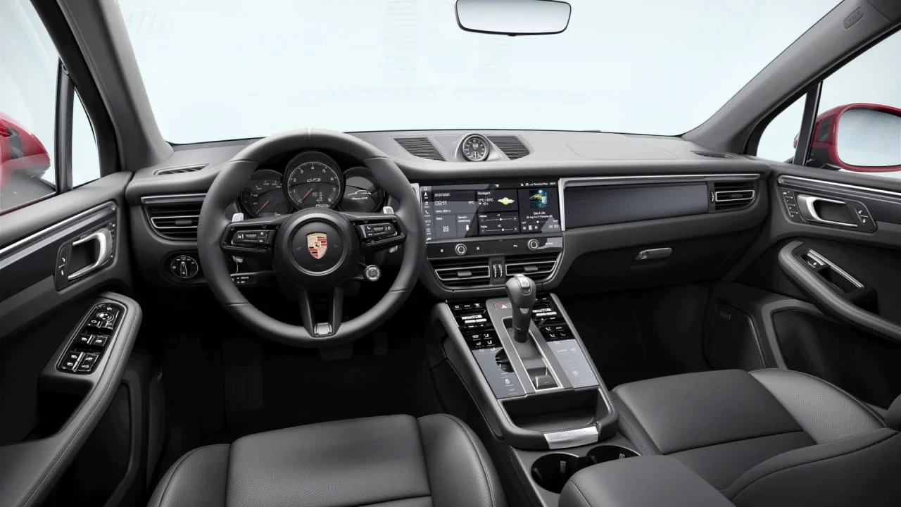 2026 Porsche Macan GTS - Image 9 of 10