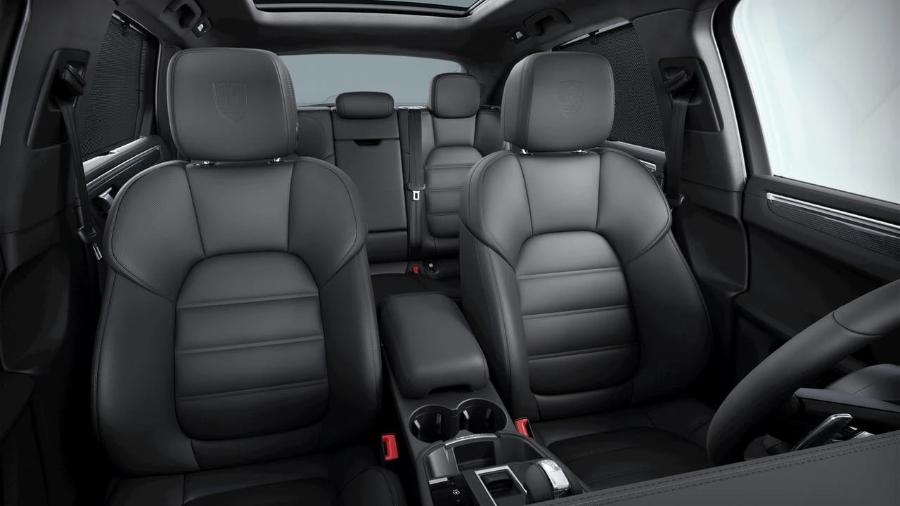 2026 Porsche Macan GTS - Image 10 of 10
