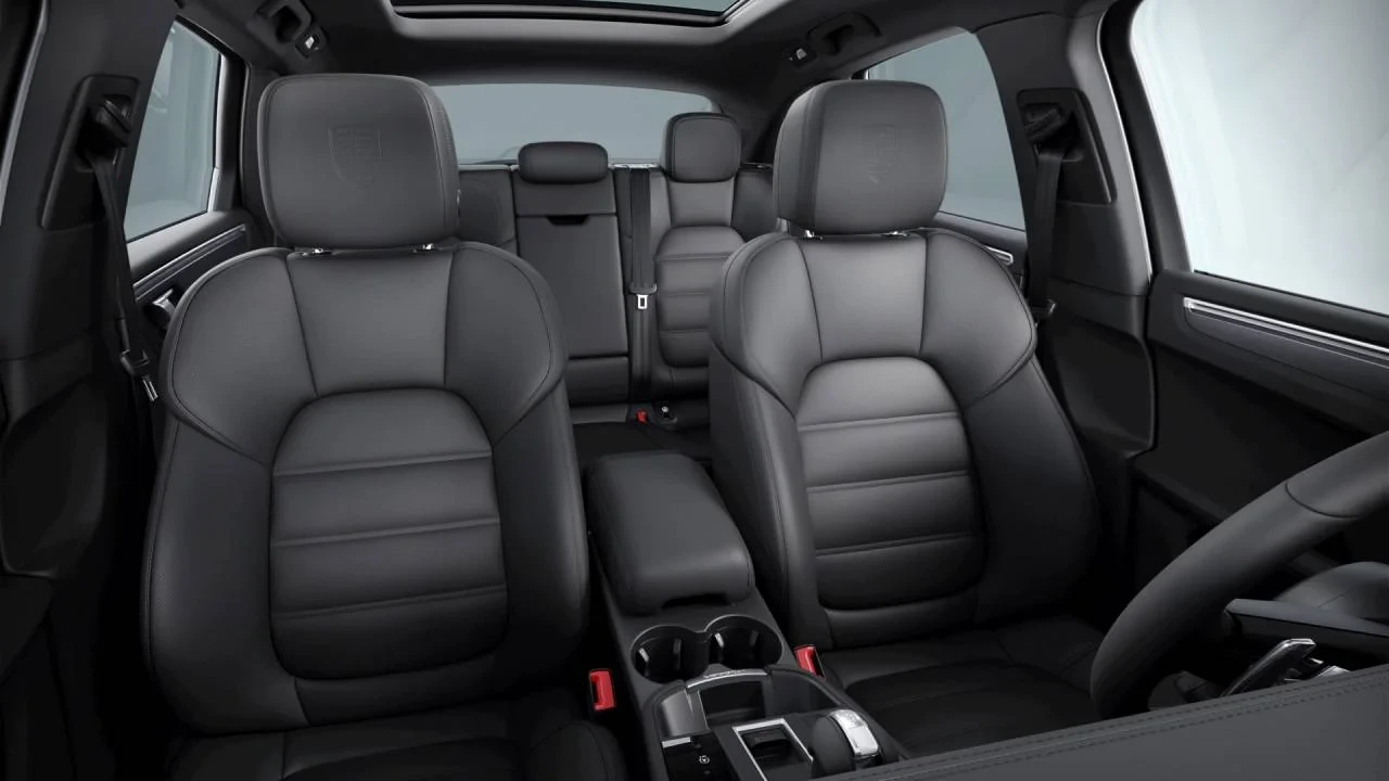 2026 Porsche Macan GTS - Image 10 of 10