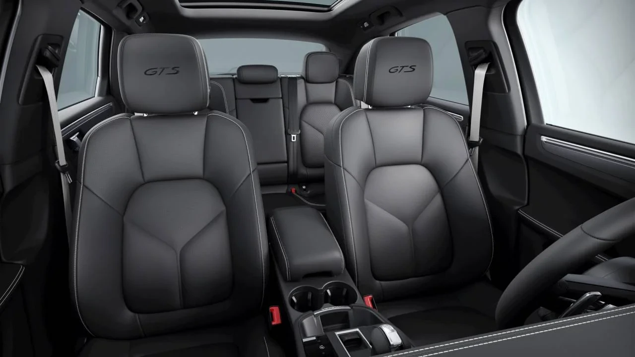 2026 Porsche Macan GTS - Image 10 of 10