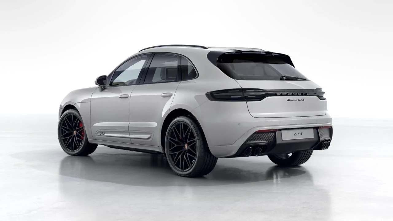 2026 Porsche Macan GTS - Image 3 of 10