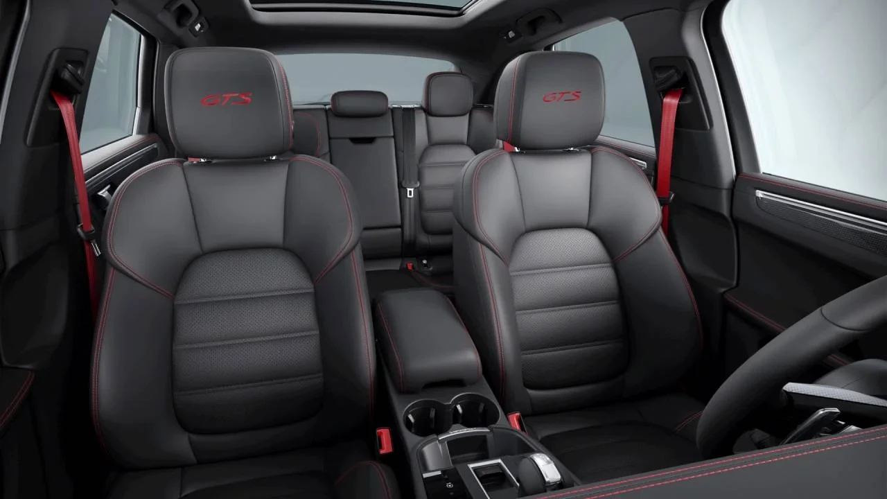 2026 Porsche Macan GTS - Image 10 of 10