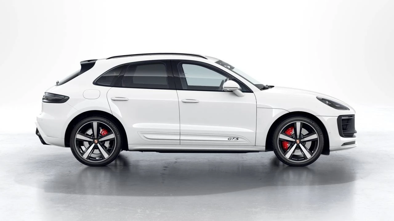 2026 Porsche Macan GTS - Image 6 of 10