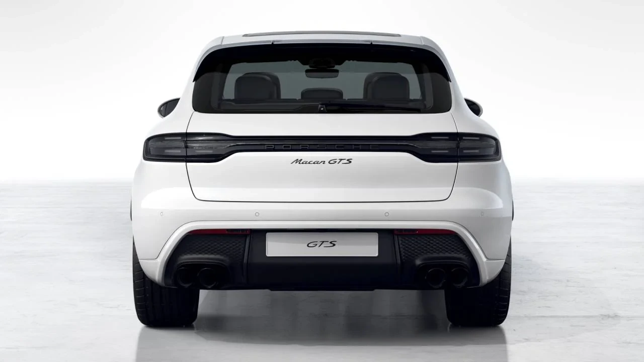 2026 Porsche Macan GTS - Image 7 of 10