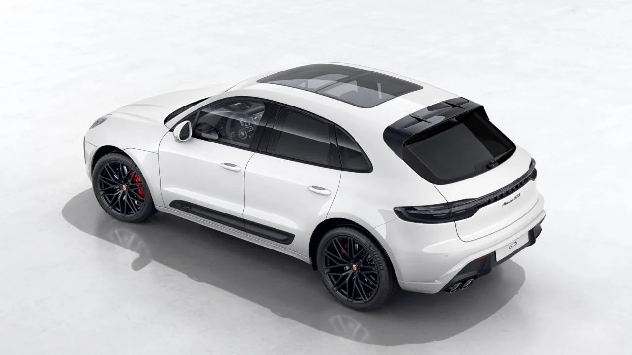 2026 Porsche Macan GTS - Image 4 of 10