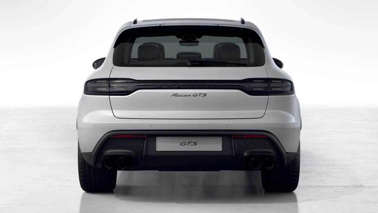 2026 Porsche Macan GTS - Image 7 of 10