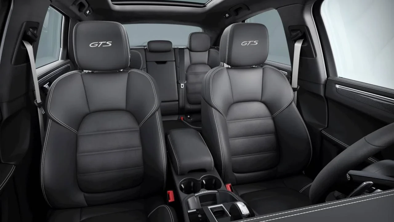 2026 Porsche Macan GTS - Image 10 of 10
