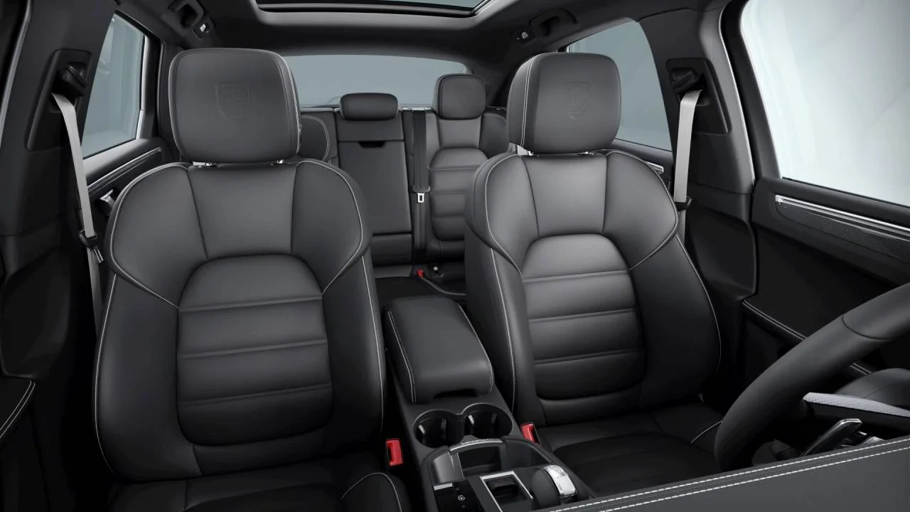 2026 Porsche Macan GTS - Image 10 of 10