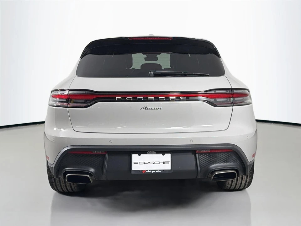2026 Porsche Macan - Image 6 of 31