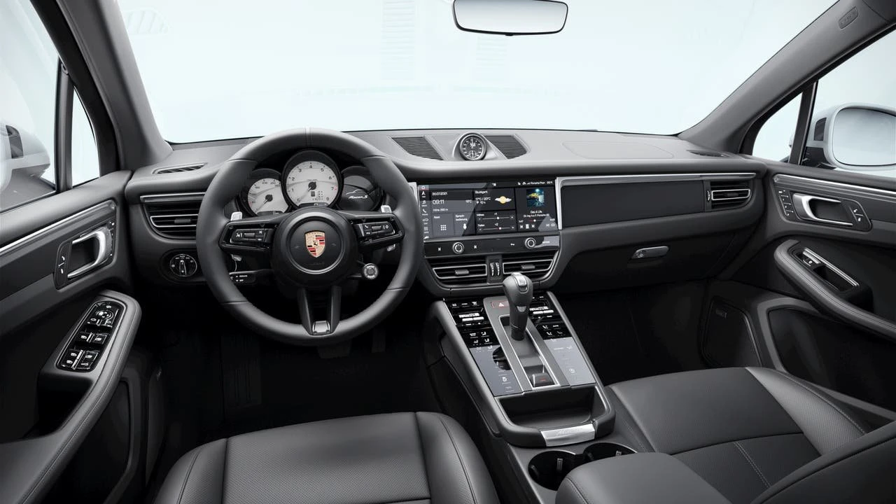 2026 Porsche Macan S - Image 9 of 10