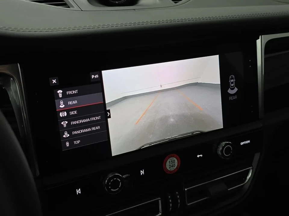 2026 Porsche Macan S - Image 18 of 31