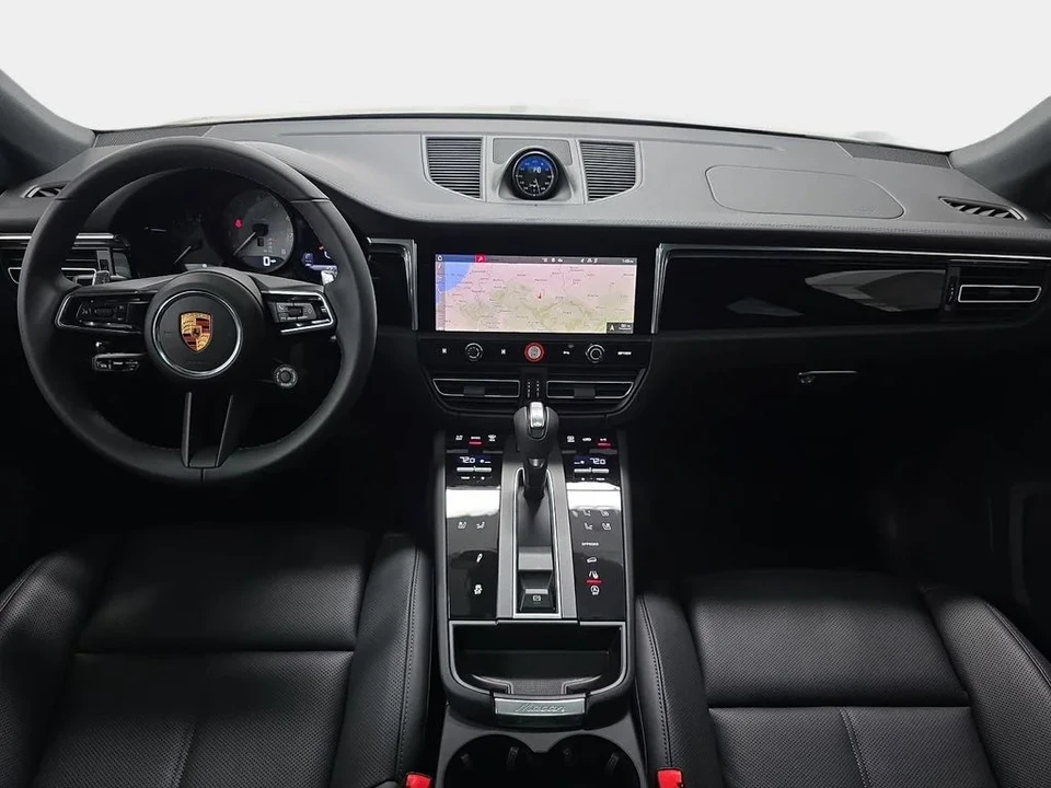 2026 Porsche Macan S - Image 12 of 31