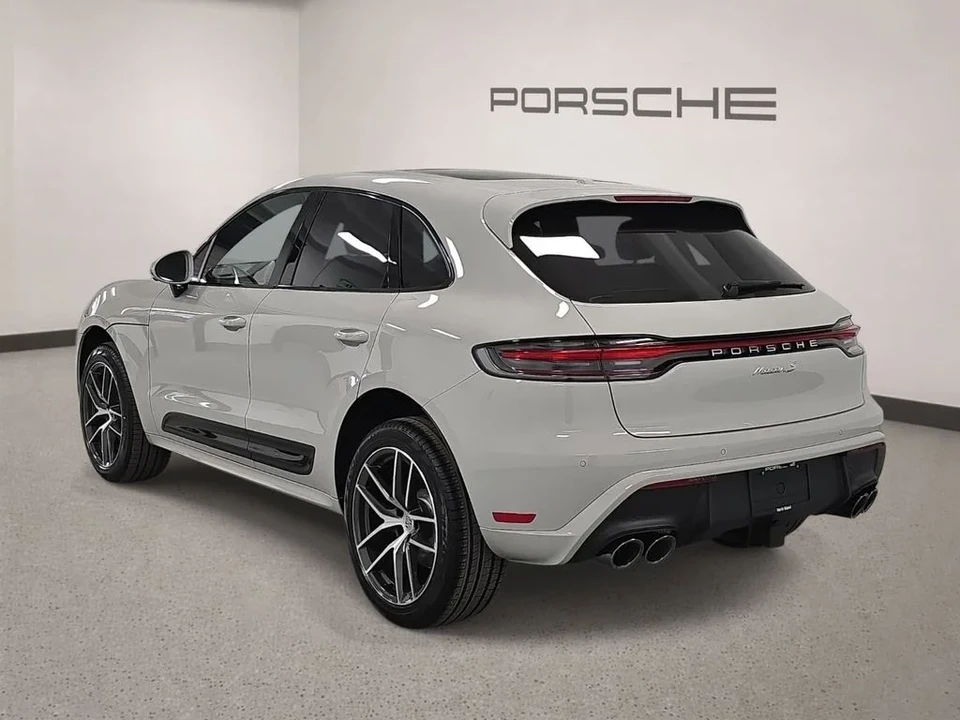 2026 Porsche Macan S - Image 3 of 31