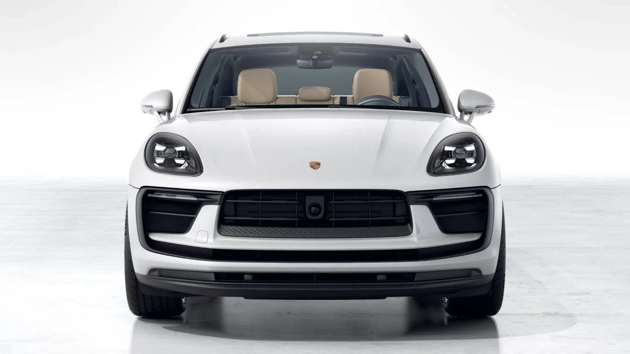2026 Porsche Macan S - Image 8 of 10