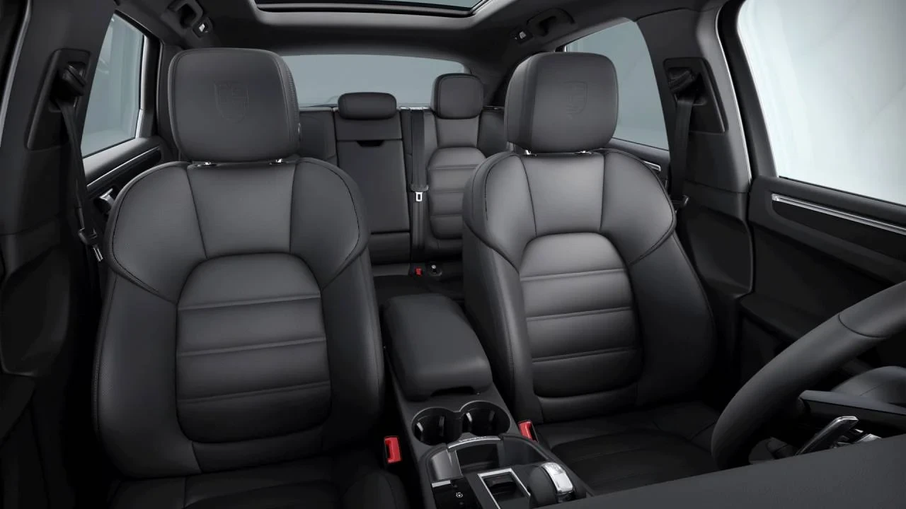 2026 Porsche Macan S - Image 10 of 10