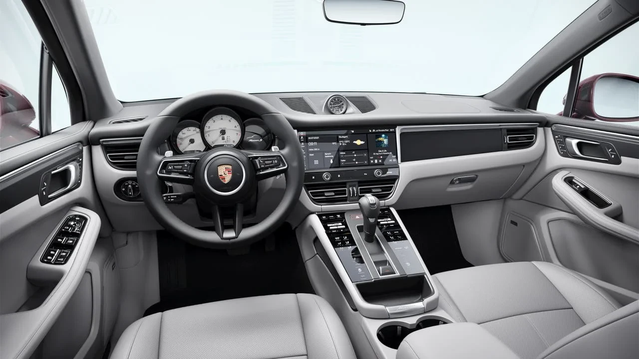2026 Porsche Macan S - Image 9 of 10