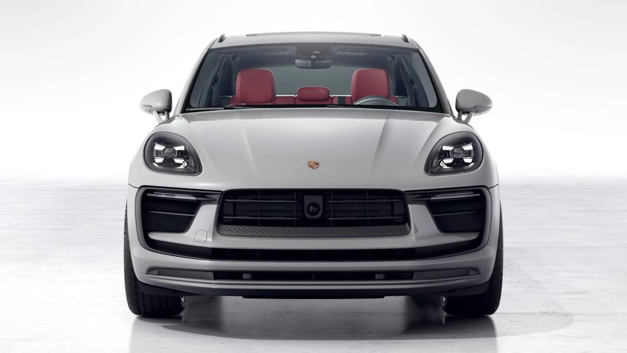 2026 Porsche Macan S - Image 8 of 10