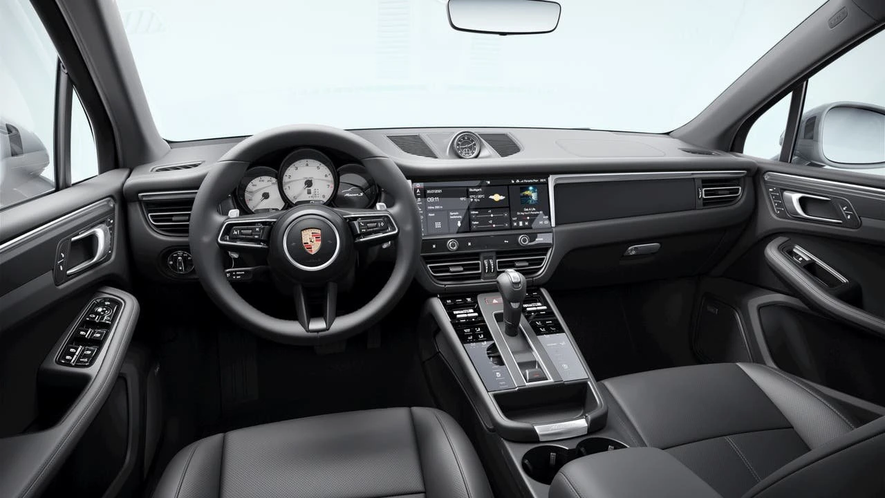 2026 Porsche Macan S - Image 9 of 10