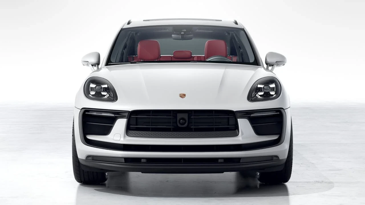 2026 Porsche Macan S - Image 8 of 10