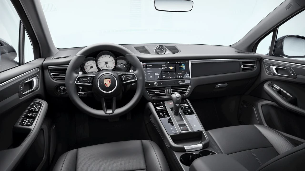 2026 Porsche Macan S - Image 9 of 10