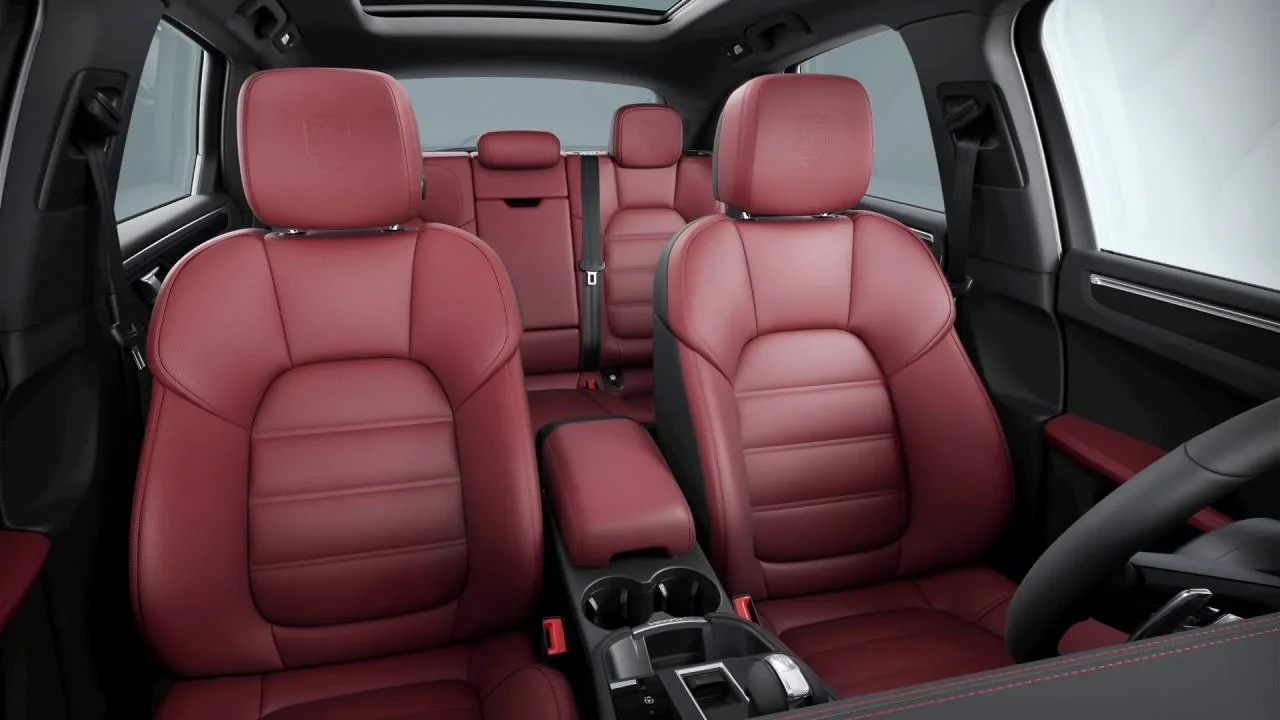 2026 Porsche Macan S - Image 10 of 10