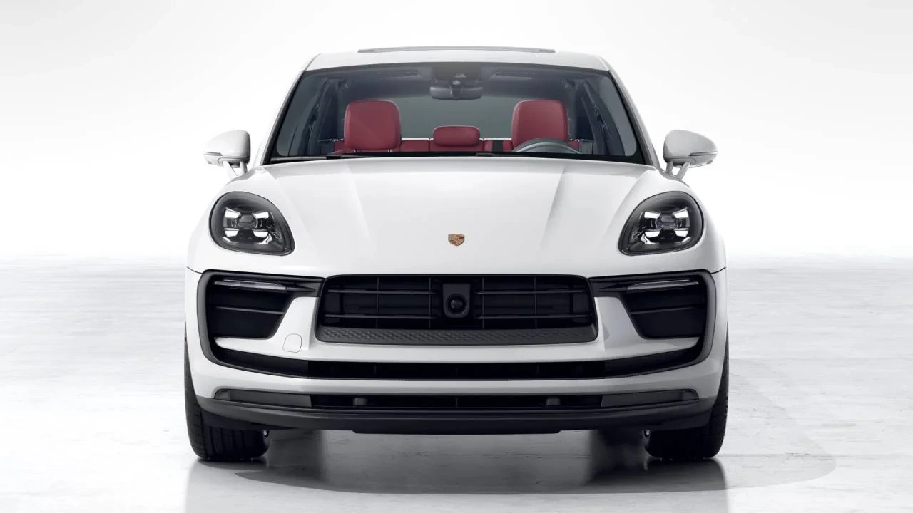 2026 Porsche Macan S - Image 8 of 10