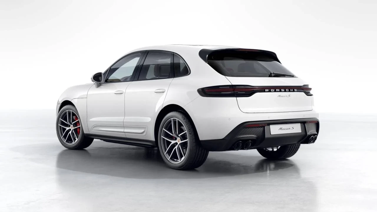 2026 Porsche Macan S - Image 3 of 10