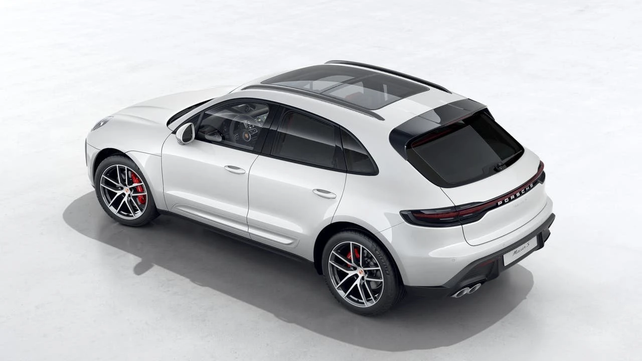 2026 Porsche Macan S - Image 4 of 10