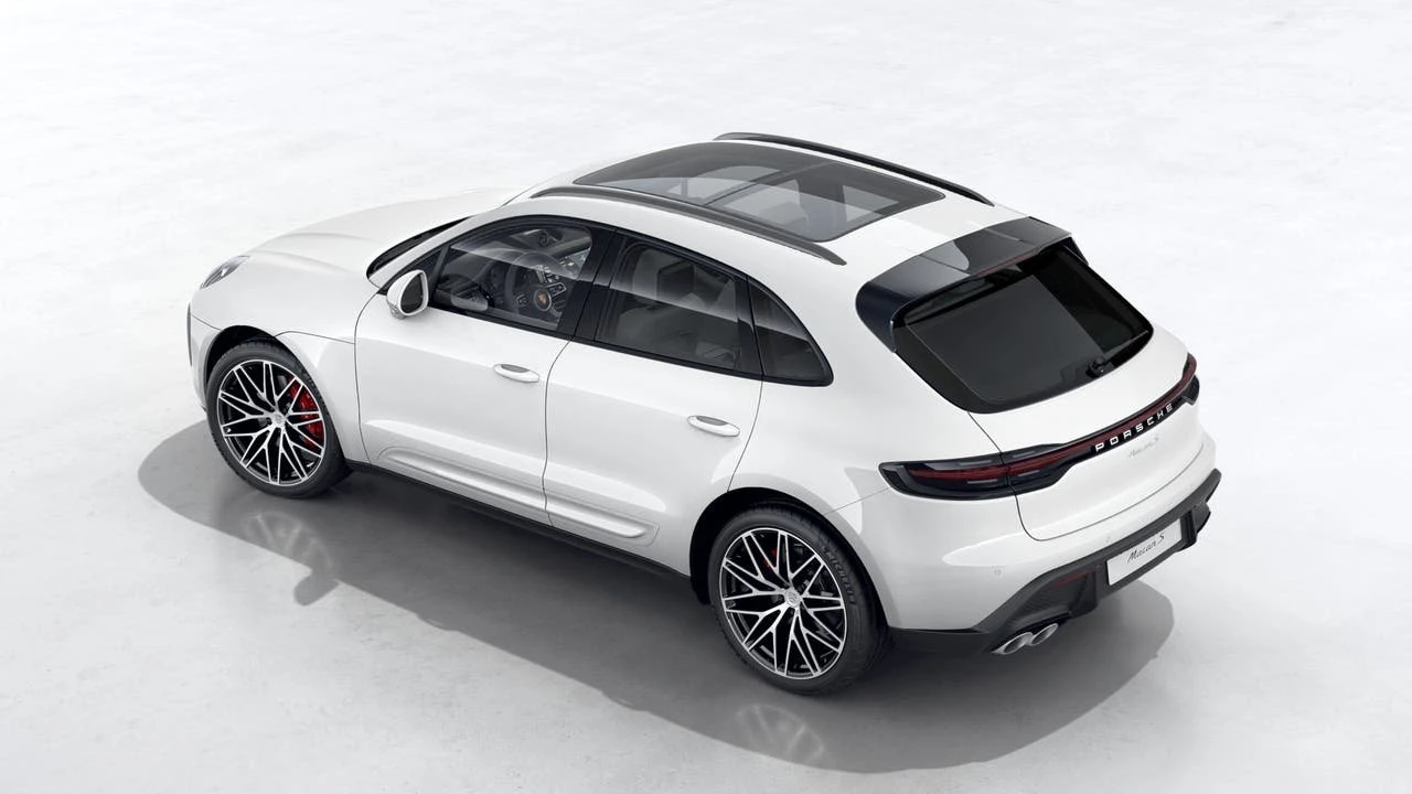 2026 Porsche Macan S - Image 4 of 10