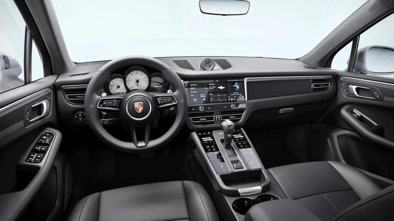 2026 Porsche Macan S - Image 9 of 10