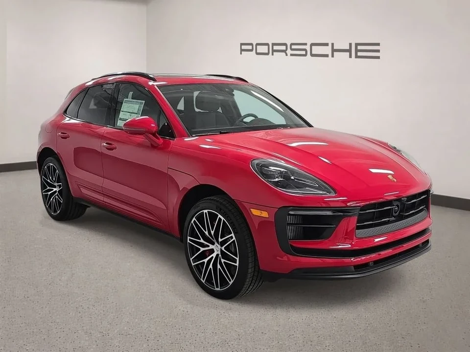 2026 Porsche Macan S - Image 8 of 31