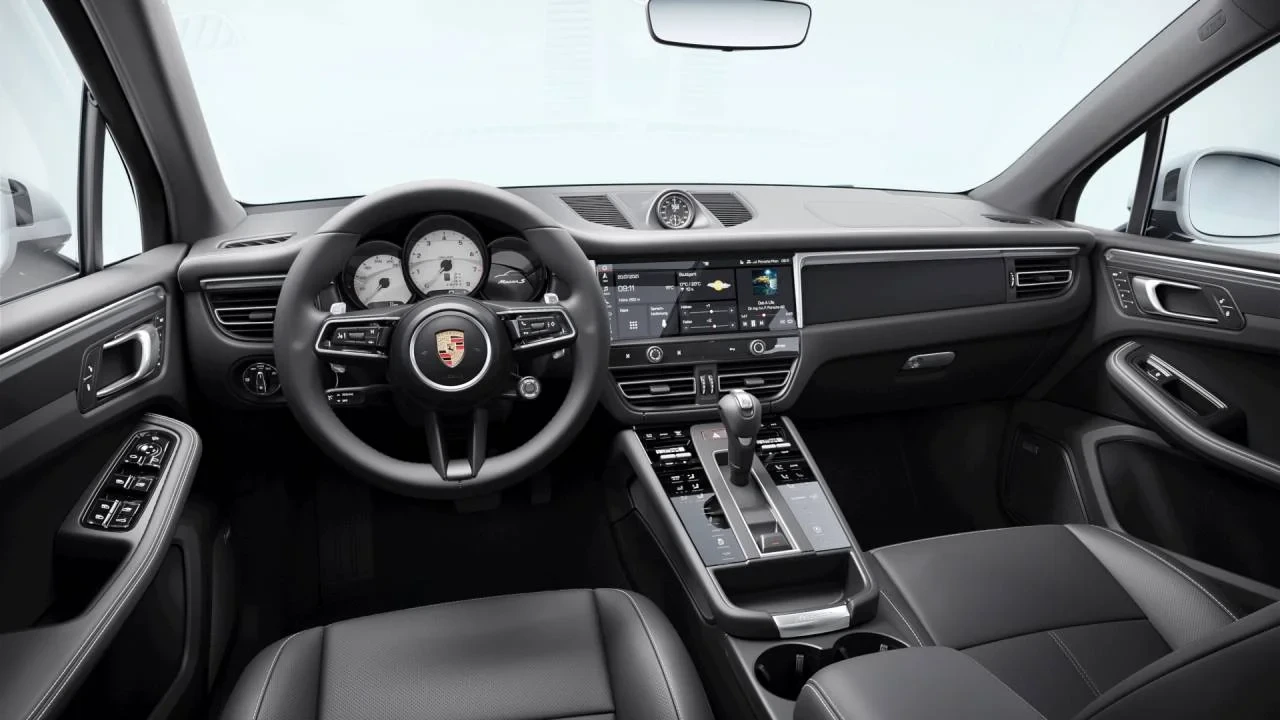 2026 Porsche Macan S - Image 9 of 10