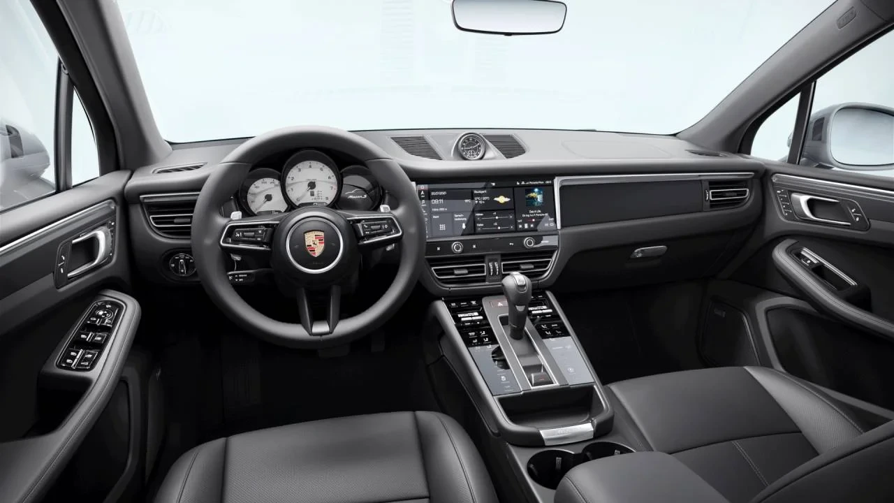 2026 Porsche Macan S - Image 9 of 10