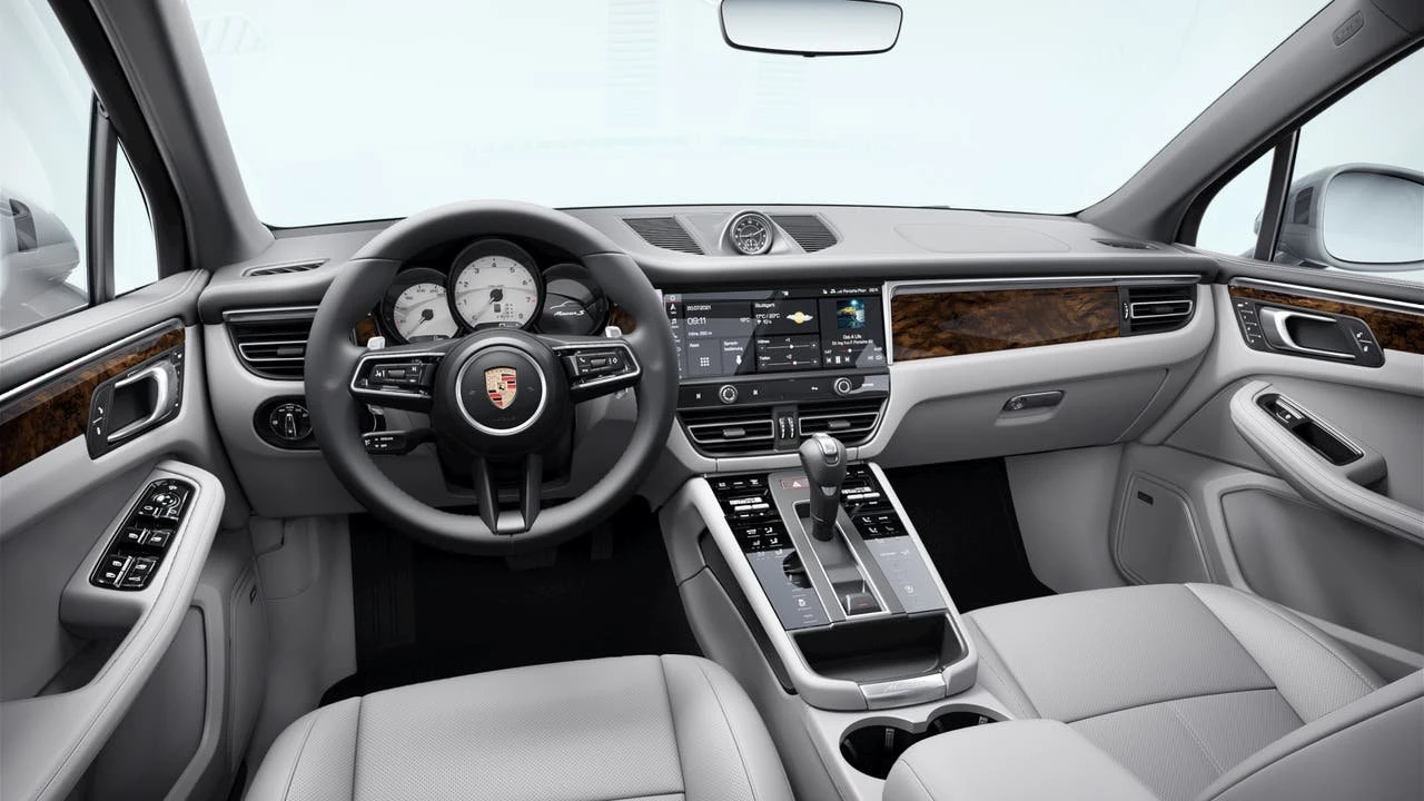 2026 Porsche Macan S - Image 9 of 10