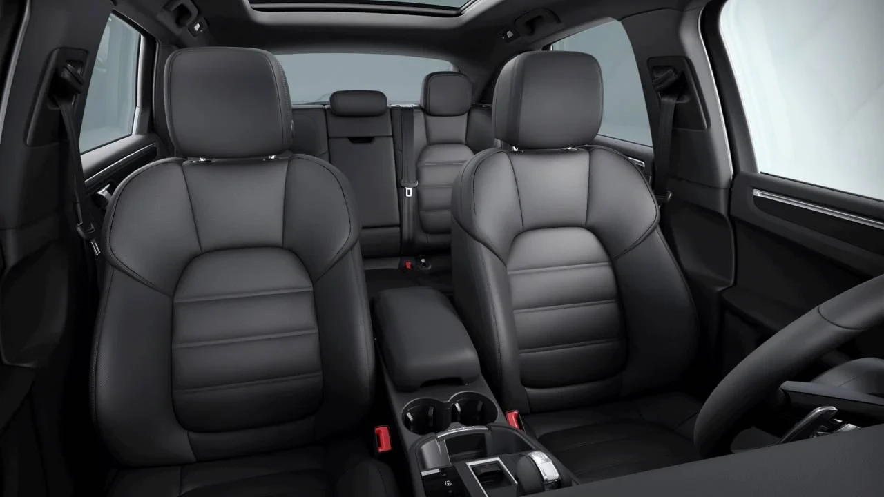 2026 Porsche Macan S - Image 10 of 10
