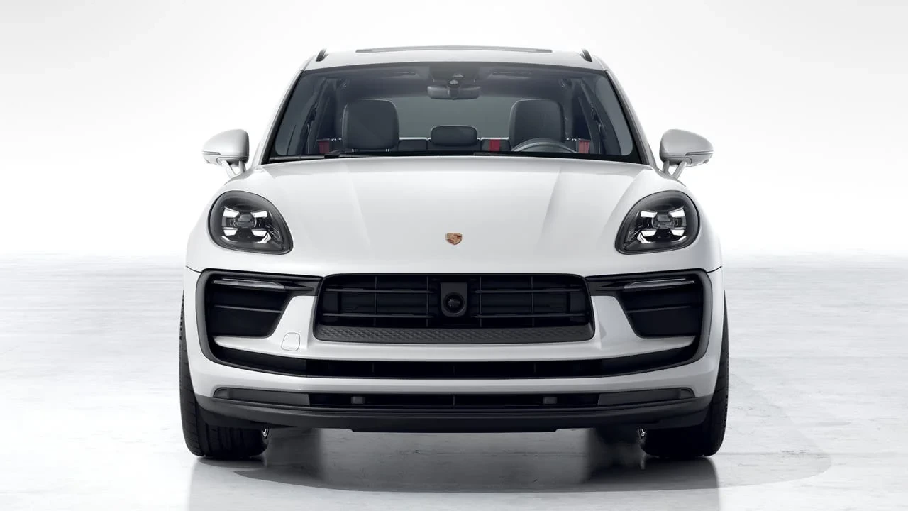 2026 Porsche Macan S - Image 8 of 10