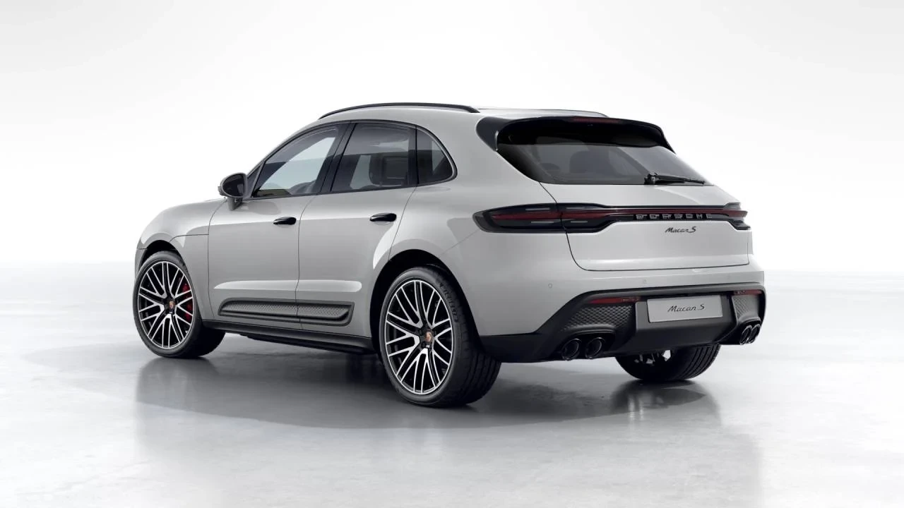 2026 Porsche Macan S - Image 3 of 10