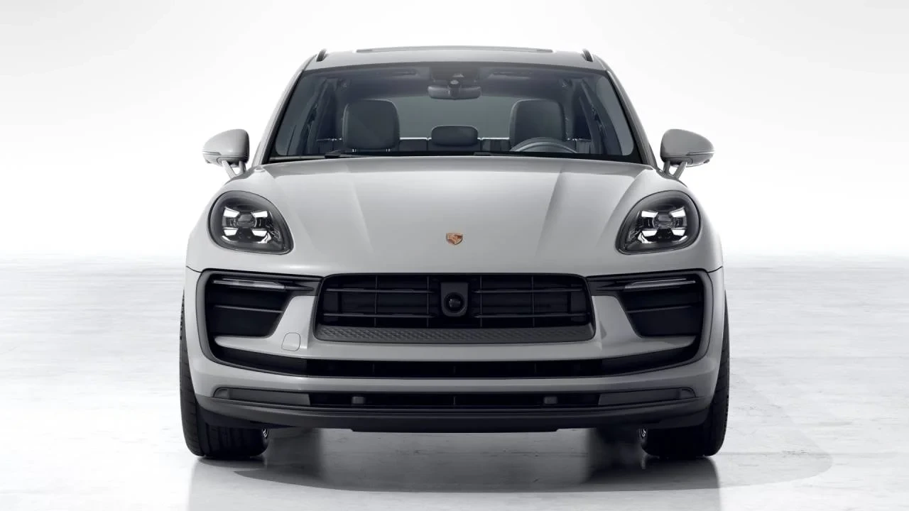 2026 Porsche Macan S - Image 8 of 10