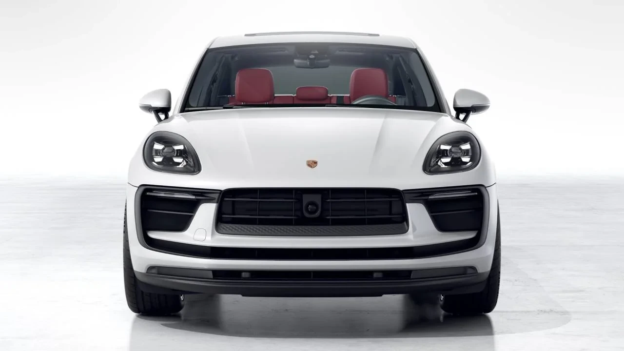 2026 Porsche Macan S - Image 8 of 10