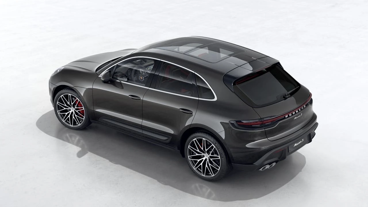 2026 Porsche Macan S - Image 4 of 10