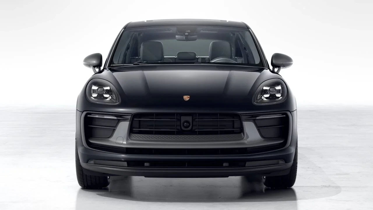 2026 Porsche Macan T - Image 8 of 10