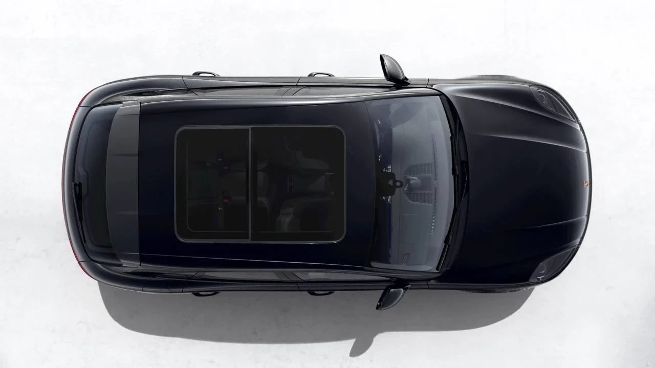 2026 Porsche Macan T - Image 5 of 10